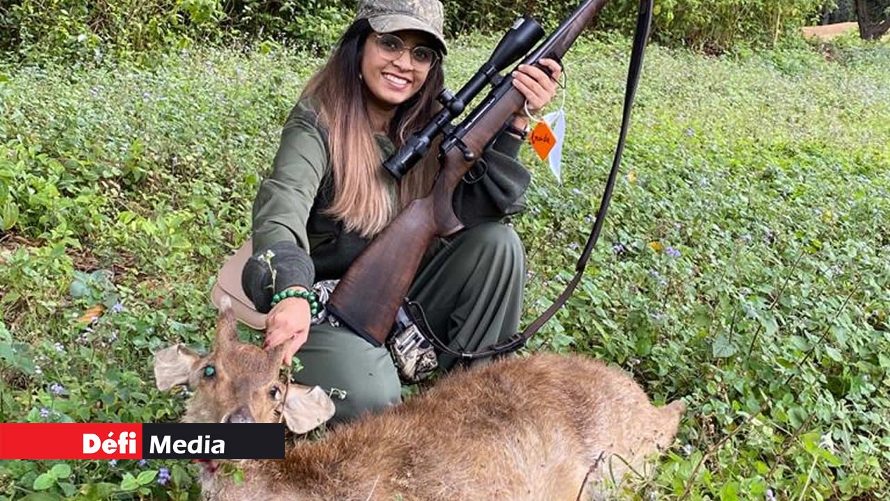 Anaida Bhugaloo, sur le terrain de chasse familiale à Salazie.