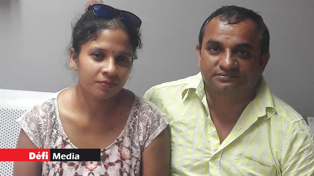 Reshma et Ashok Kumar.