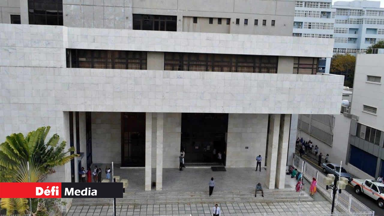 La cour intermédiaire