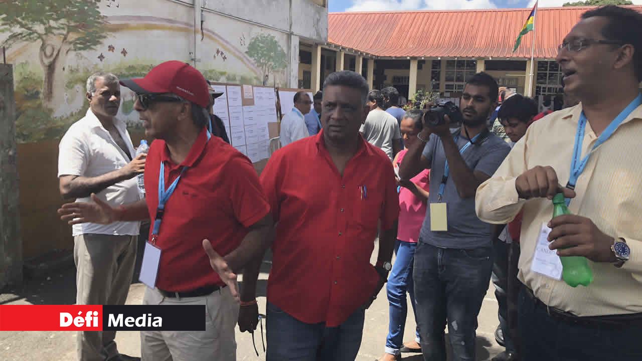 Arvin Boolell et Roshi Bhadain