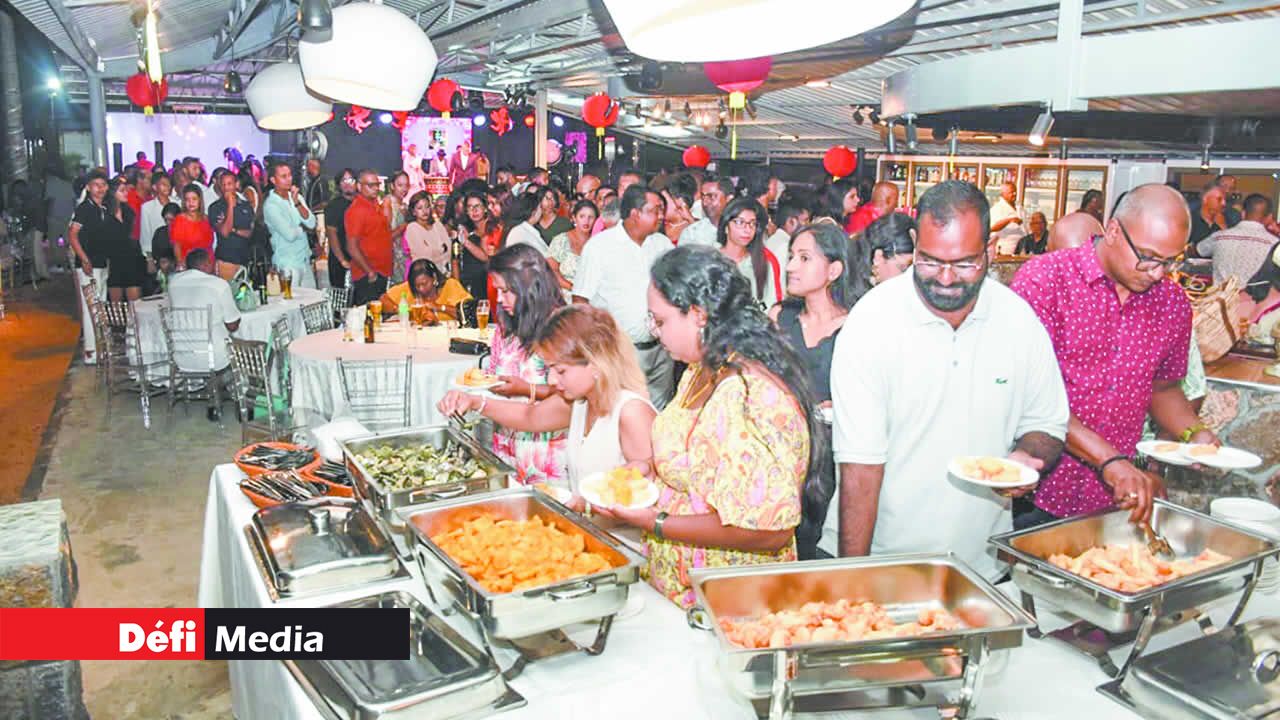 Les spectateurs ont apprécié le buffet gourmand.