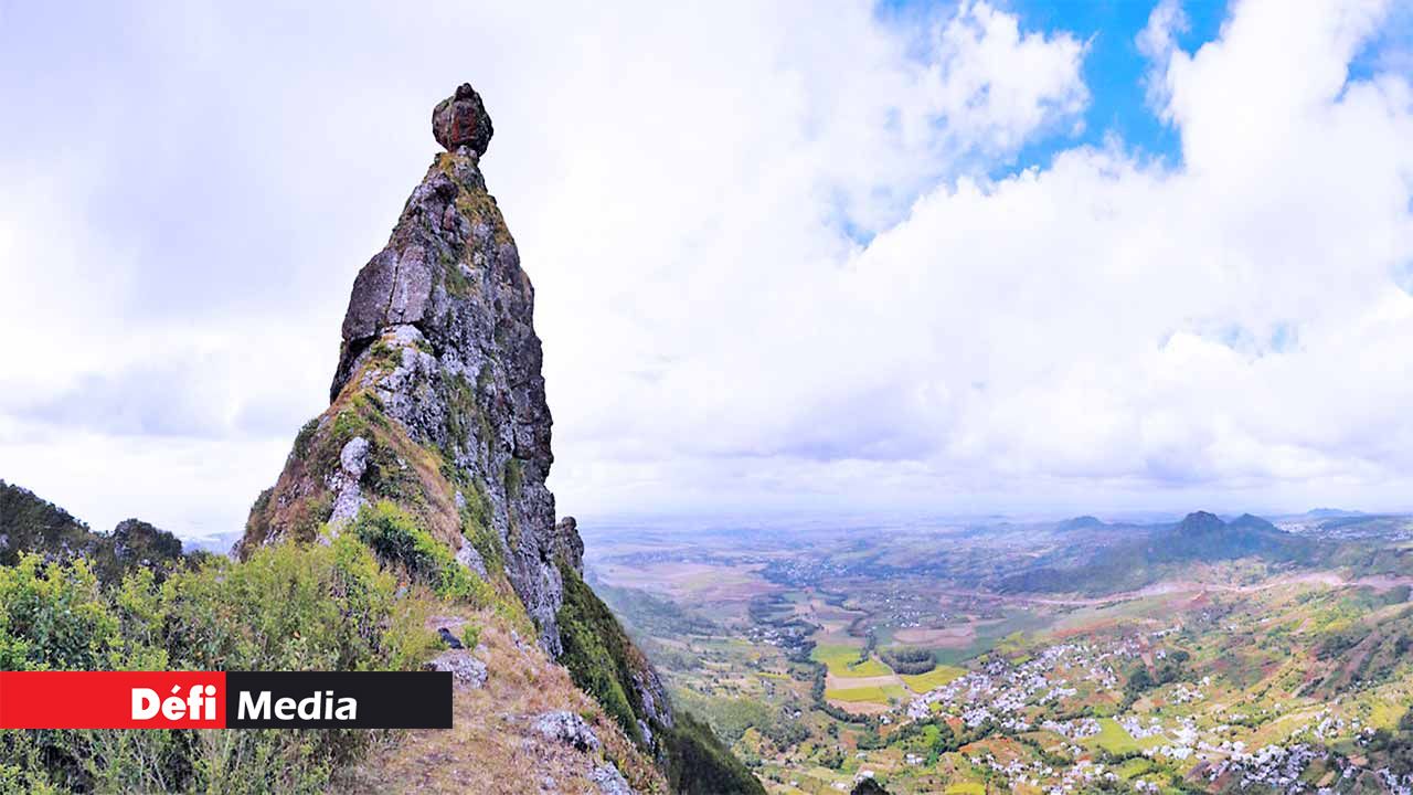 Pieter Both: The iconic peak