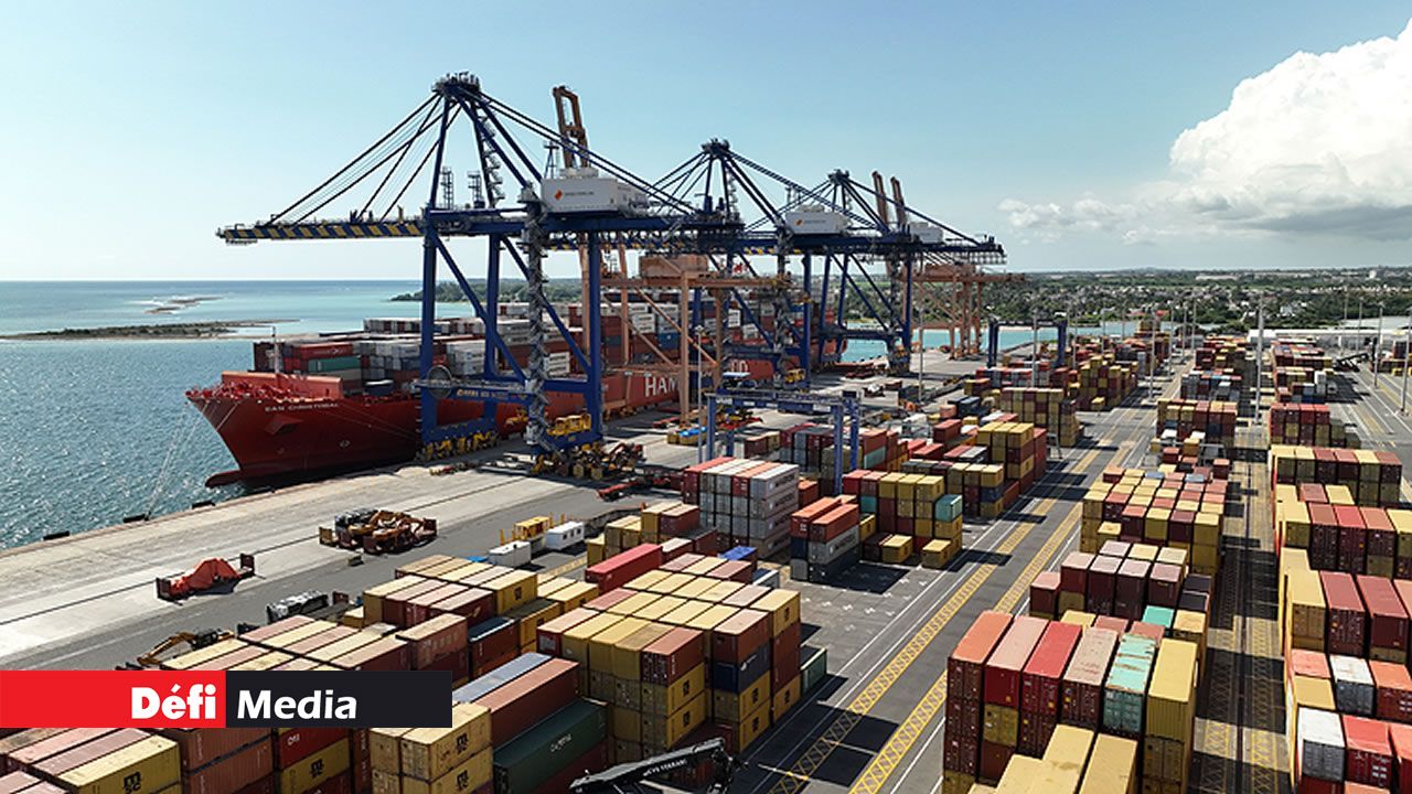 Container Delivery: Ramgoolam Acknowledges Delays and Announces Corrective Measures