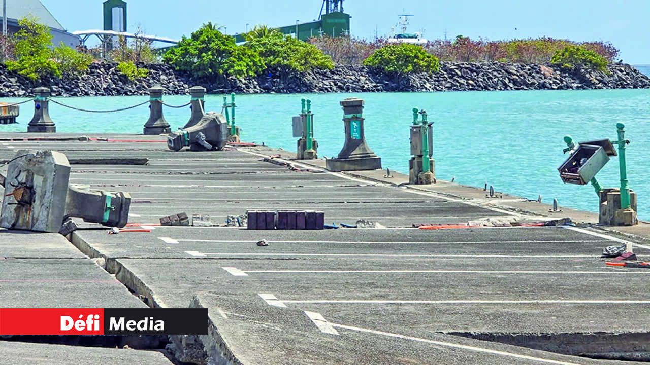 Les rafales du cyclone Belal ont balayé certaines de ces structures. Les rafales du cyclone Belal ont balayé certaines de ces structures.