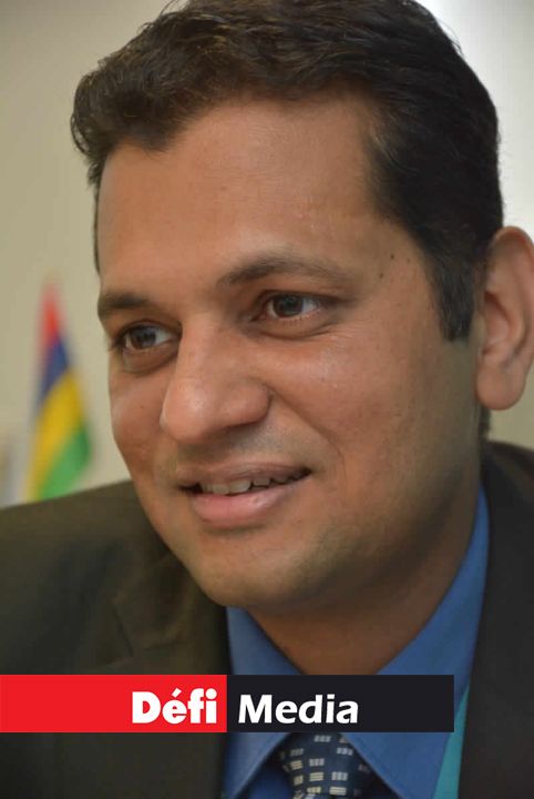 Thomas Mathew: « C’est le travail en équipe qui peut donner des résultats et qui se voit attribuer le mérite
du succès. »