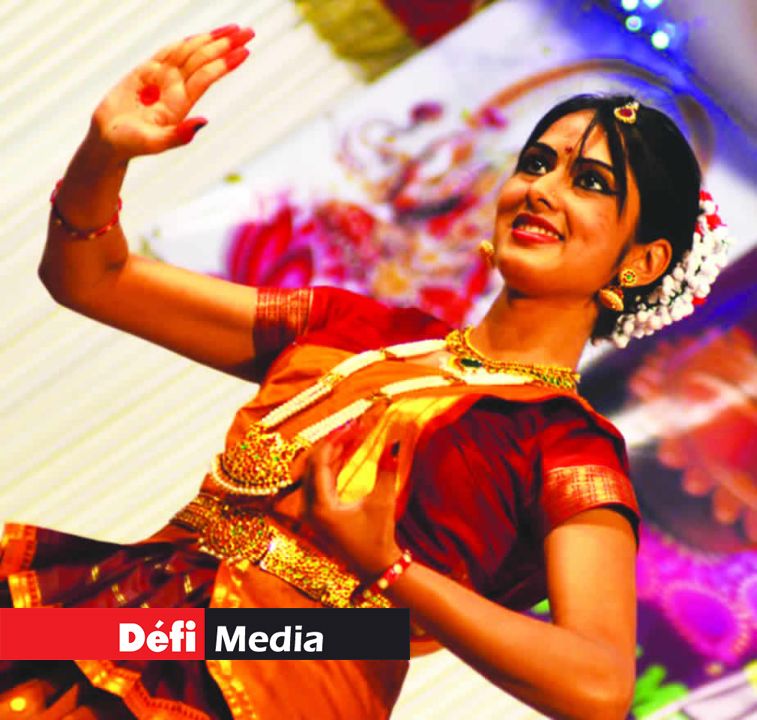 Depuis son jeune âge, Tejsree pratique la danse.