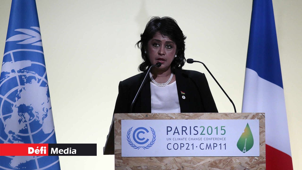 La présidente de la République de Maurice, Ameenah Gurib-Fakim, lors de son discours à l’occasion du coup d’envoi de la conférence de la COP21 qui se tient actuellement à Paris.