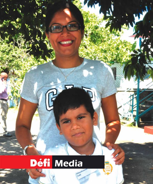 Zahra Dilmohamud et son fils Sahel