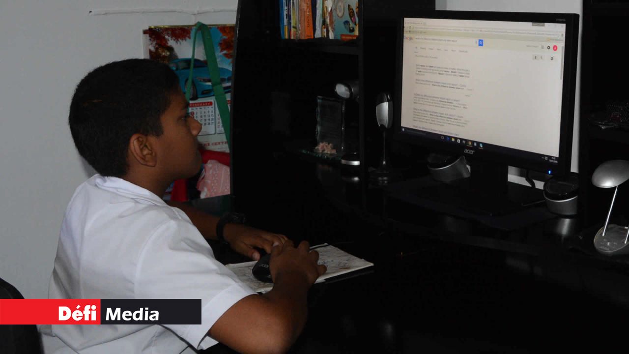 Ahnas Careem est un élève brillant et souhaite devenir ingénieur informatique.