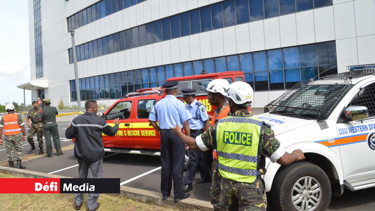 … en termes d’équipements et de formation.