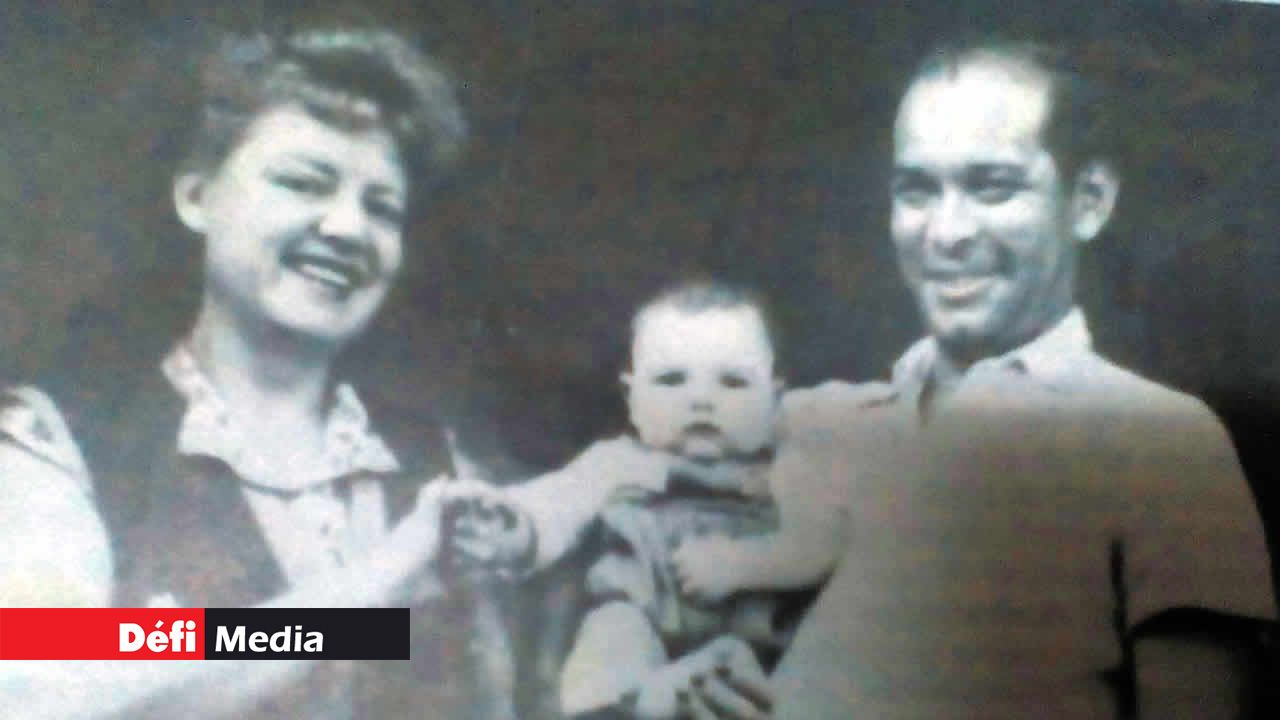 Elsie et Guy Rozemont avec leur fils Guito.