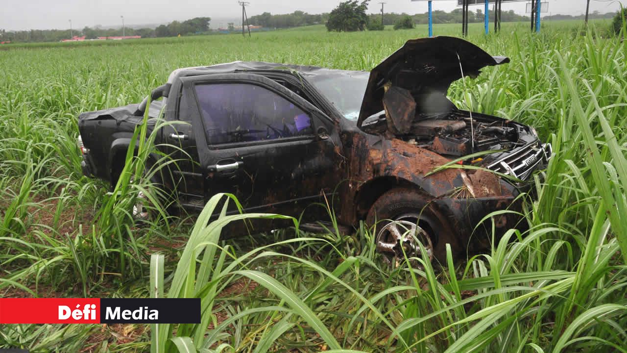 Un tout-terrain a fini sa course dans un champ
de cannes, à Forbach.