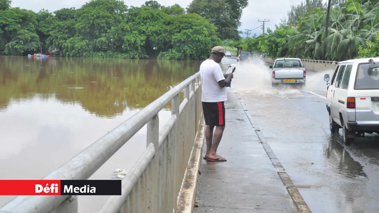 Les conducteurs redoublent de prudence
en traversant le pont de Solitude.
