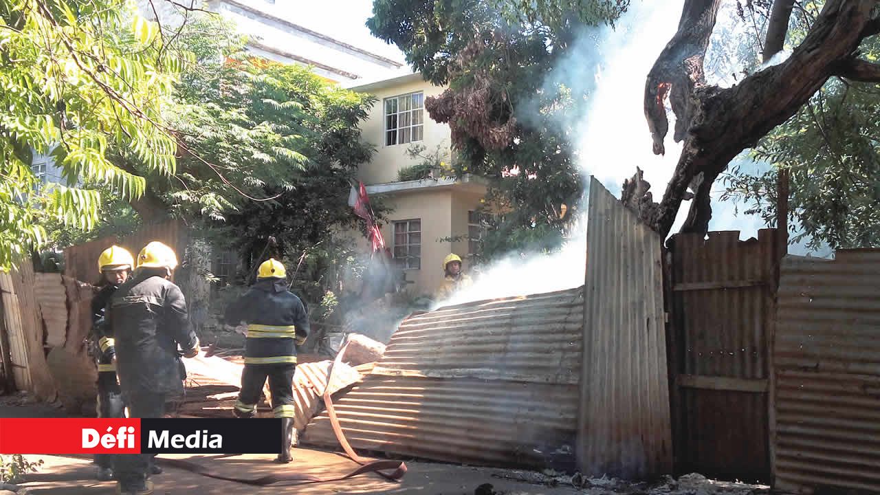 Les sapeurs-pompiers à l’œuvre.