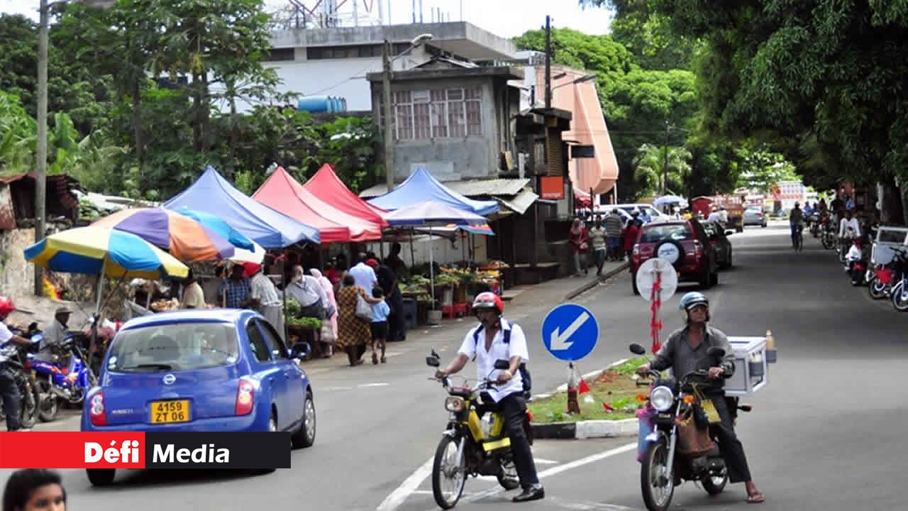 Rivière-du-Rempart est connu comme le village du courage et abrite environ 7 000 habitants.
