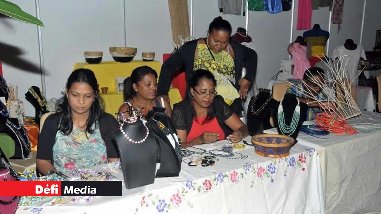 Le salon réunit, sous un seul toit, des entrepreneurs, des prestataires de services et des fournisseurs
de technologies, sans compter des consultants et des accompagnateurs de projets d’entreprise.