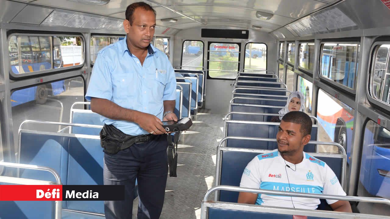 Le métier de receveur exige patience, persévérance car il s’agit d’un poste où l’on traite directement
avec les membres du public.