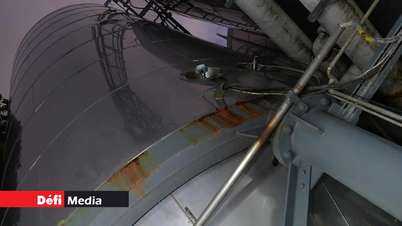 PhœnixBev compte plus de 35 cuves de fermentation.