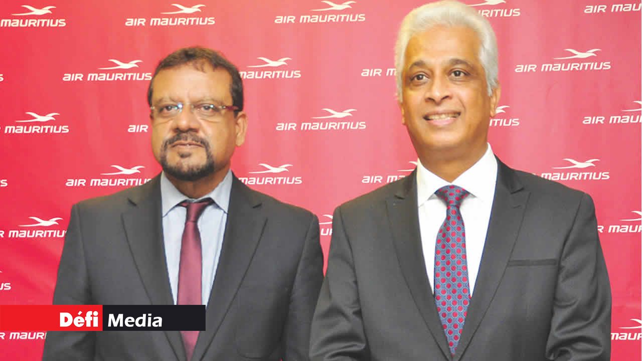 Megh Pillay et Arjoon Suddhoo respectivement CEO et Chairman d’Air Mauritius.