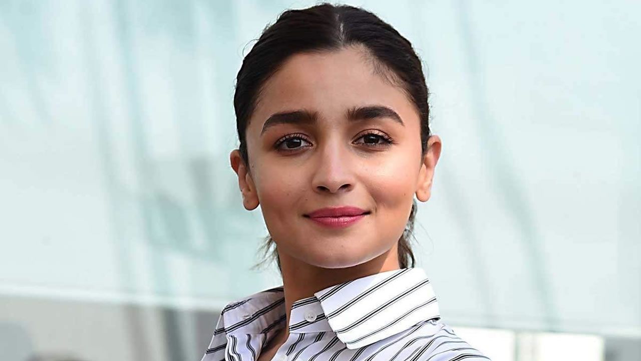 ALIA BHATT.